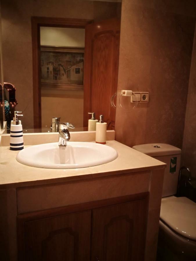 Apartamentos Torr Av America - Lopez De Hoyos - Chamartin มาดริด ภายนอก รูปภาพ