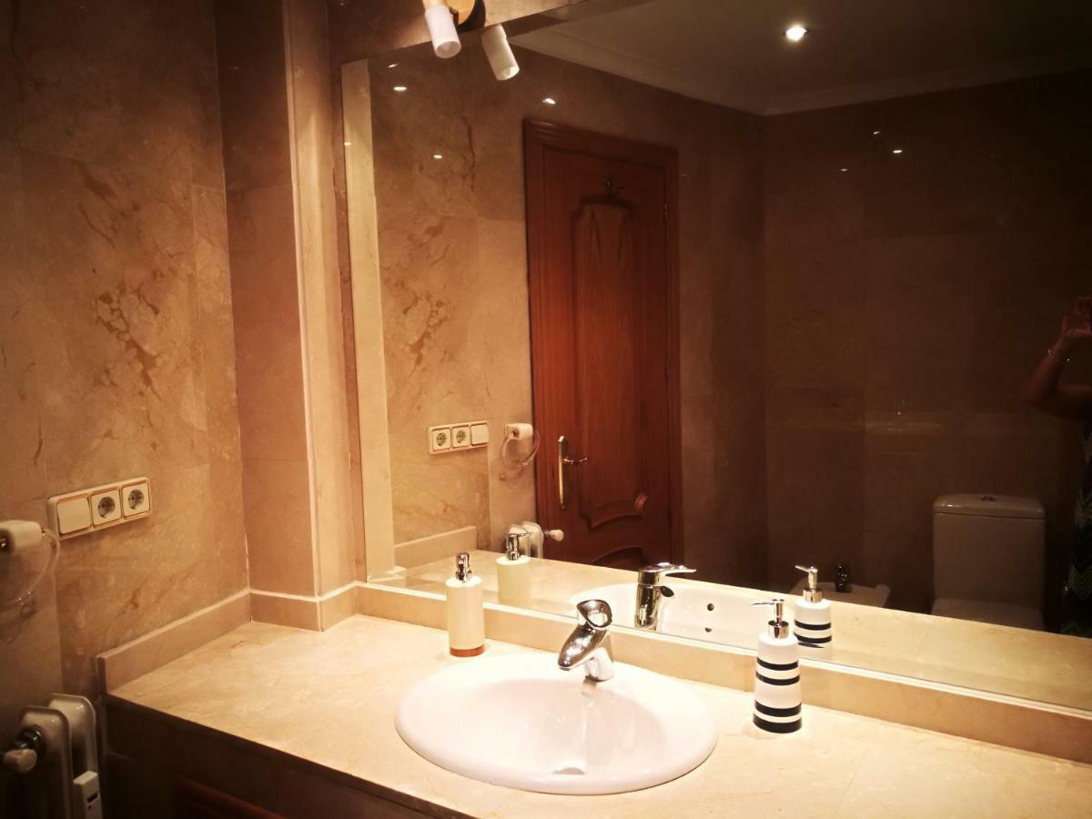 Apartamentos Torr Av America - Lopez De Hoyos - Chamartin มาดริด ภายนอก รูปภาพ