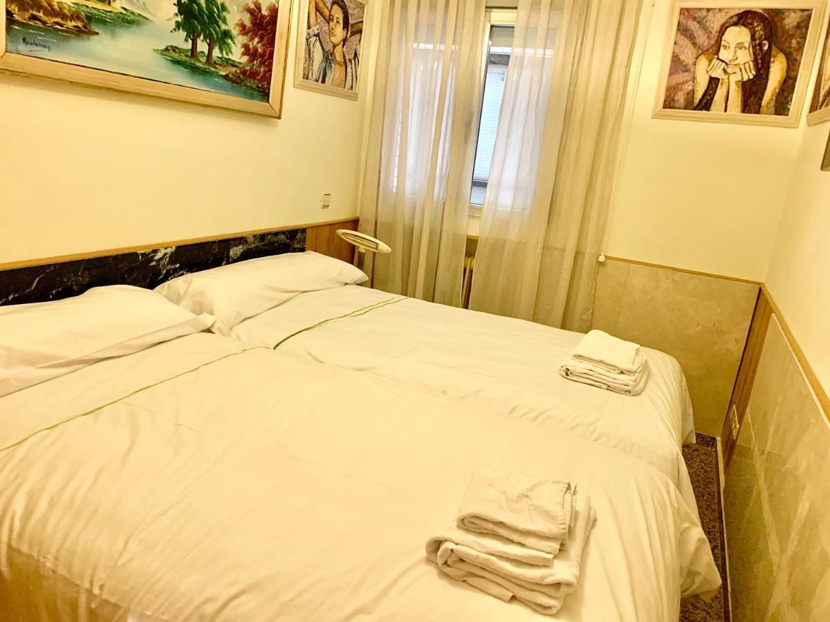 Apartamentos Torr Av America - Lopez De Hoyos - Chamartin มาดริด ภายนอก รูปภาพ